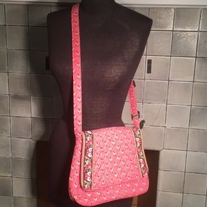 Vera Bradley purse in Pink Butterfly
